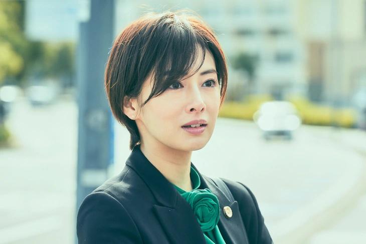 Keiko Kitagawa joins Masaki Okada, Jun Shison, & Yurina Hirate in live-action BL film “Sankaku Mado no Sotogawa wa Yoru”